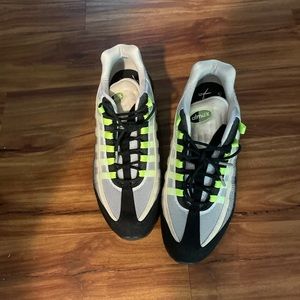 Vapormax LIKE NEW worn once